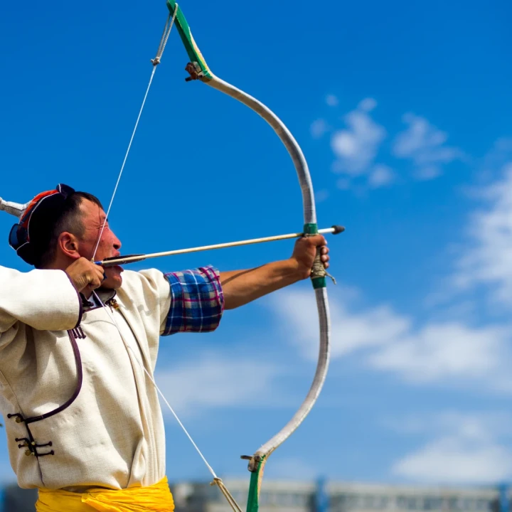 MONGOLIA, Festivalul Naadam și uigurii din Turkistanul de Est